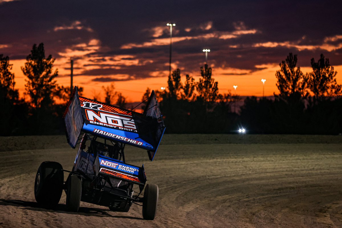 World of Outlaws tweet media