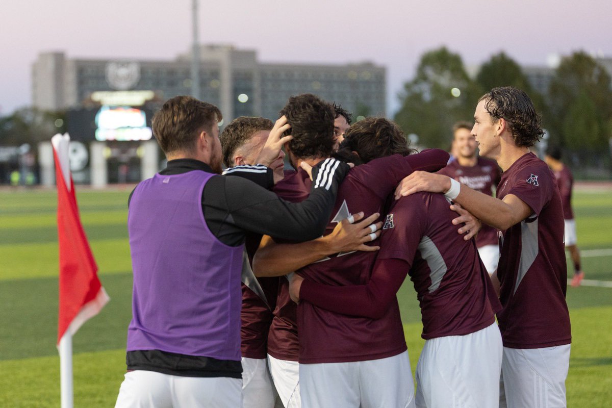 MoStateMSOC's tweet image. What a ride. Thank you, Bears family, for the love, the noise, and the energy all season long. Strong debut in the American Conference ✅❤️🐻

We keep pushing forward. So much more to come. Go Bears! 💪🏼⚽️

#GoBears | #WeAreMostate