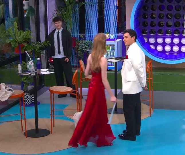 Conrad, belly y Jeremiah la noche del baile 
 #OTDirecto10N