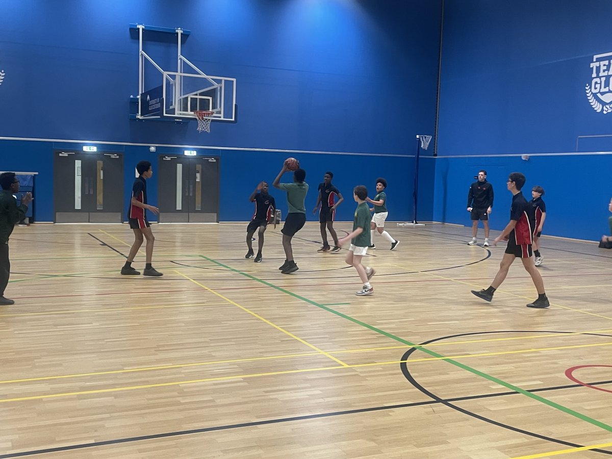 Well done to ⁦<a href="/SevernValePE/">Severn Vale PE</a>⁩ U13 basketball team on winning tonight. Our first game after one training session so plenty to work on going forward. Great venue at Oxstalls aswell.