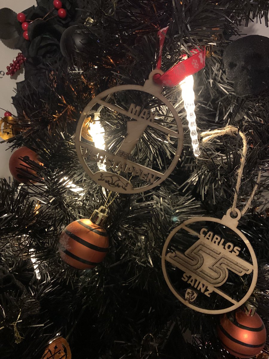 vickysbooknook's tweet photo. Something exciting has been put up 🎄 https://t.co/W8tXRPDWN1