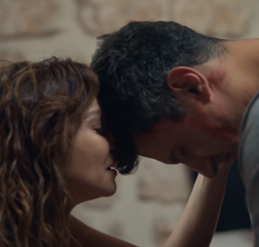 EgyptDiva's tweet photo. "i made the biggest mistake from he beginning.. i believed my father.."
oh yes give me back my trio #uzakșehir https://t.co/R8HPKZWVy8
