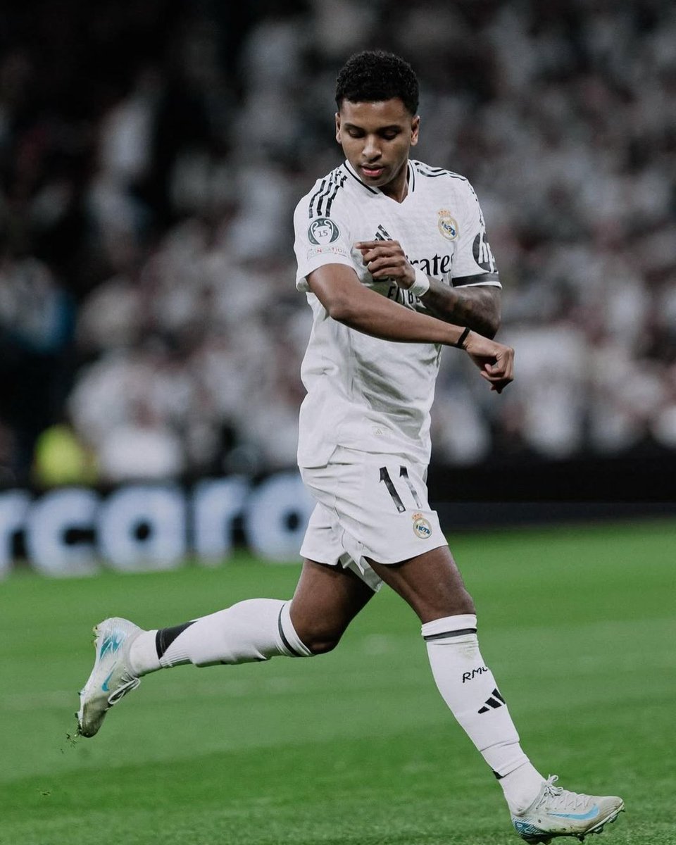 MadridUniversal's tweet image. 🚨 JUST IN: Chelsea are in direct contact with Real Madrid to discuss Rodrygo.

The English club are willing to strike a deal for January or in the summer. 

— @indykaila