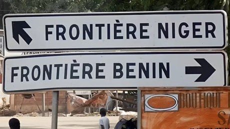 Alchemist41290's tweet photo. #AES
The Nigerien president justifies maintaining the closure of the borders with #Benin due to the presence of Western military forces and a stagnating security situation. He called on Nigerien forces to exercise absolute vigilance in the face of security risks. https://t.co/bcuzXVu2if
