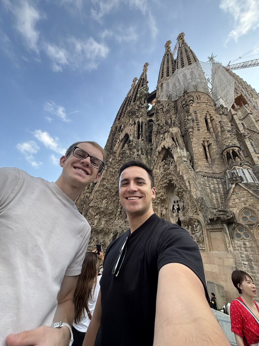 Luis Cobos tweet media