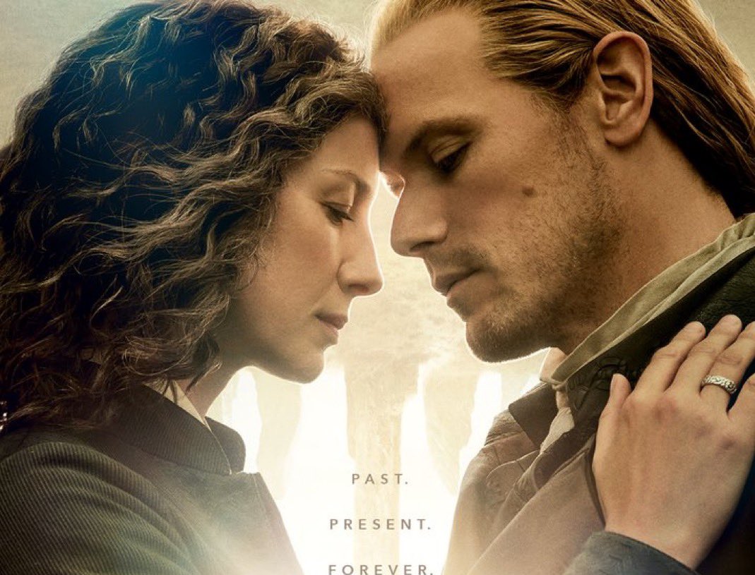 Daylightttdream's tweet image. The iconic jamieclaire forehead touch 🥹 #outlander