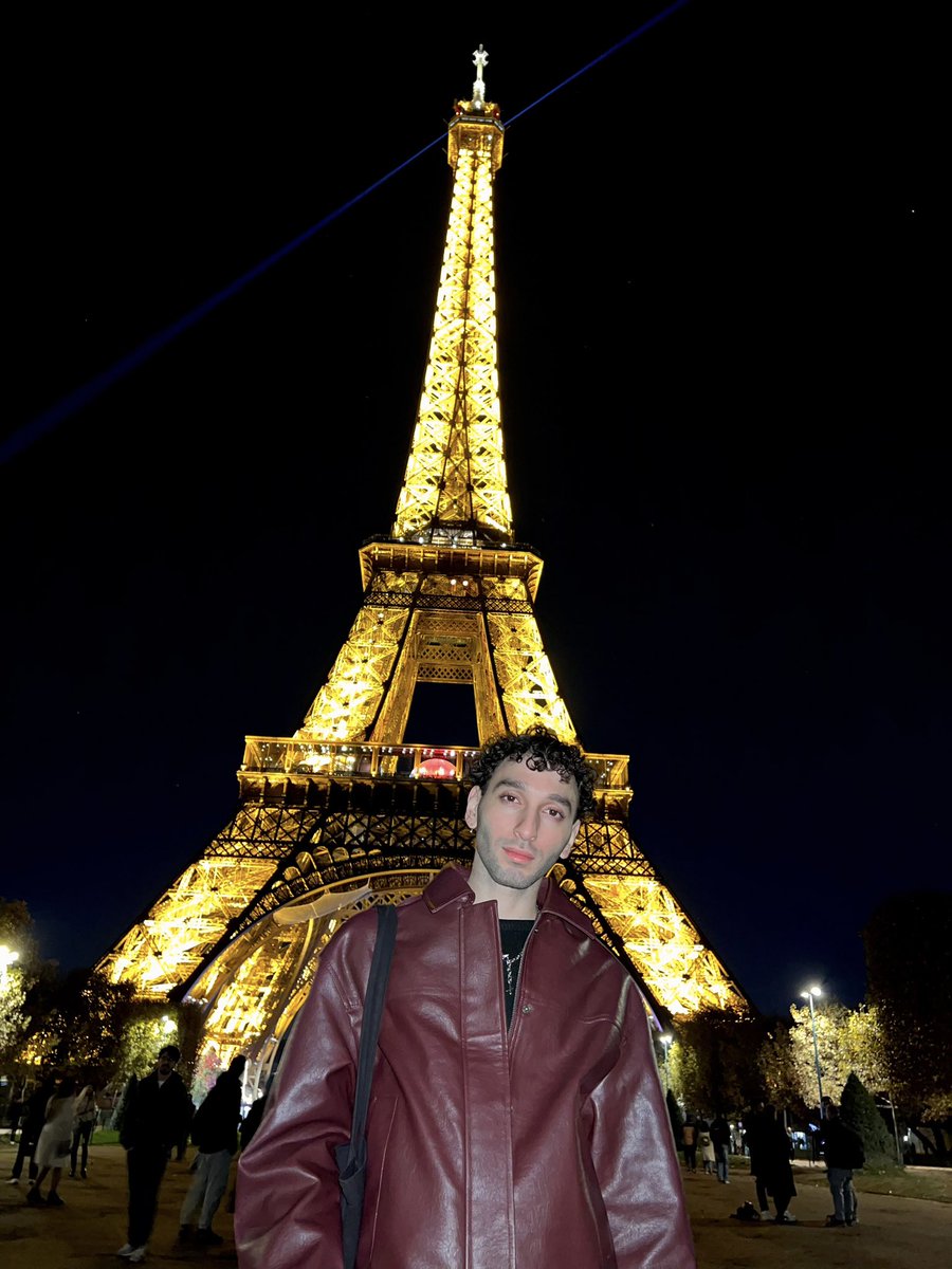 Fuckulpz1's tweet photo. Completamente enamorado de Paris y de sus hombres 🫶🏻 https://t.co/ILiMX7TojH