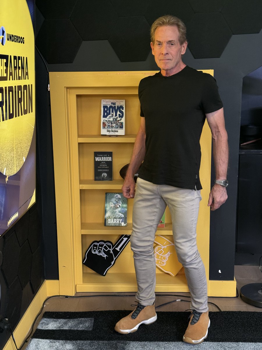 RealSkipBayless's tweet photo. I can’t lose in these shoes. MJ FOREVER. #DripBayless
TODAY’S “ARENA: GRIDIRON” WILL BE EPIC: Daboll fired! Steelers crumble! Ravens rise! Burrow back? Baker>Drake! Time for Shedeur!!! Stafford MVP! Bills ills! Desperate Dan Campbell!
Link in bio. https://t.co/Oc46g0LU3X
