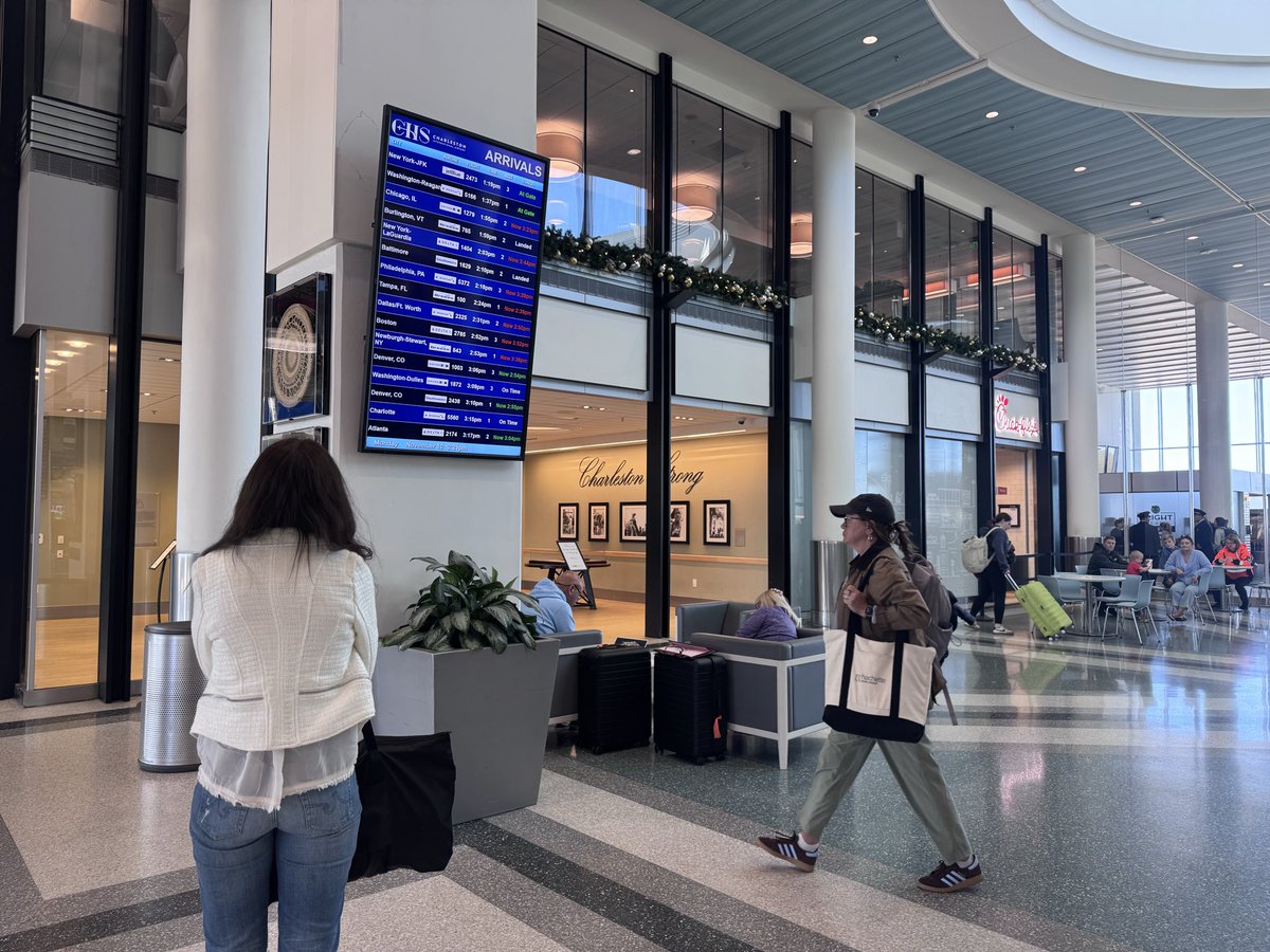 Monitoring the impacts at Charleston International Airport today ✈️ travelers say CHS hasn’t caused them too much of a headache but other hub airports are! 

<a href="/ABCNews4/">ABC News 4</a>