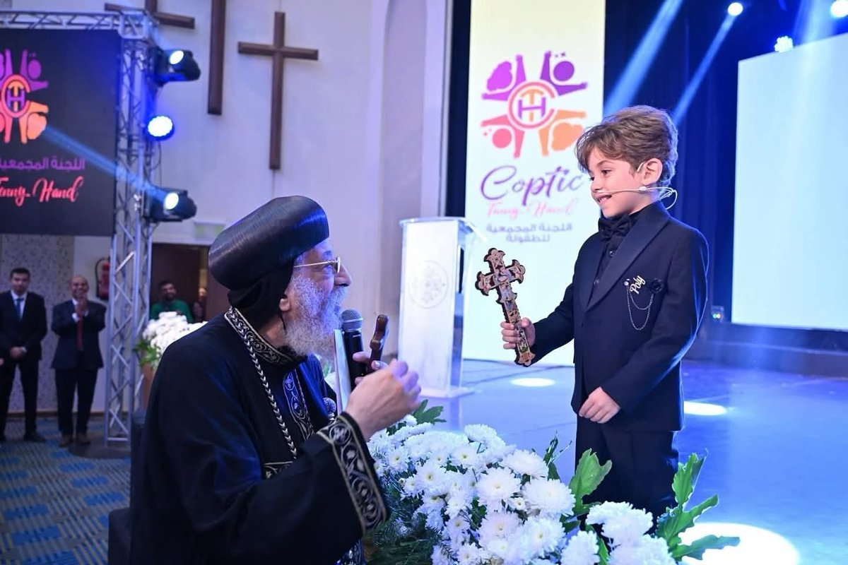 سيظل الصليب رمزاً لانسكاب الحب!.. ♥️♥️♥️