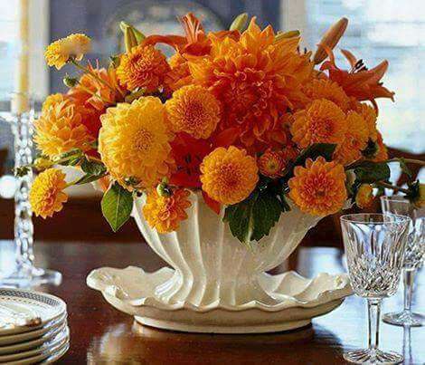 ياورد #رووح لأهل القلوب الوفيه
عانق #سماها تنجلي كل الأحزان

كل #القلوب اللي بها حسن نيه
تستاهل #اهديها من الورد بستان 

#متابعيني🌹