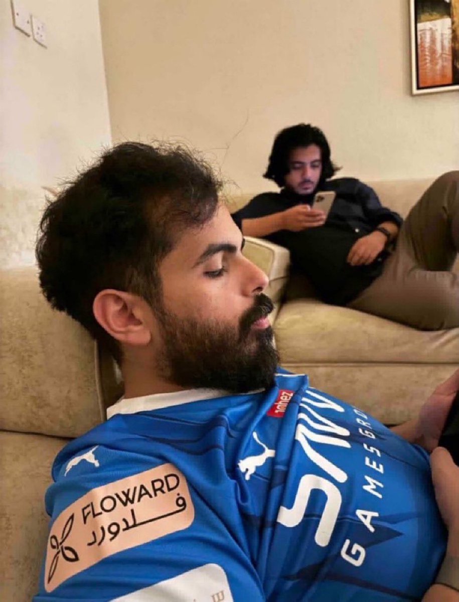 رئيس الهلال نواف بن سعد يظهر ليشكك في جدول النصر…مش صدفة⚠️

خليل جلال يغيّر رأيه عن ركلة جزاء النصر الصحيحة ويظهر اليوم الثاني…مش صدفة❗️

مراسل يسأل لاعب الفيحاء عن النصر…مش صدفة⁉️

التلاعب بالفار،  إخفاء جمال جماهير
النصر…كل هذا مش صدفة أبداً‼️
قناة ثمانية⁉️
يجب التحقيق معهم