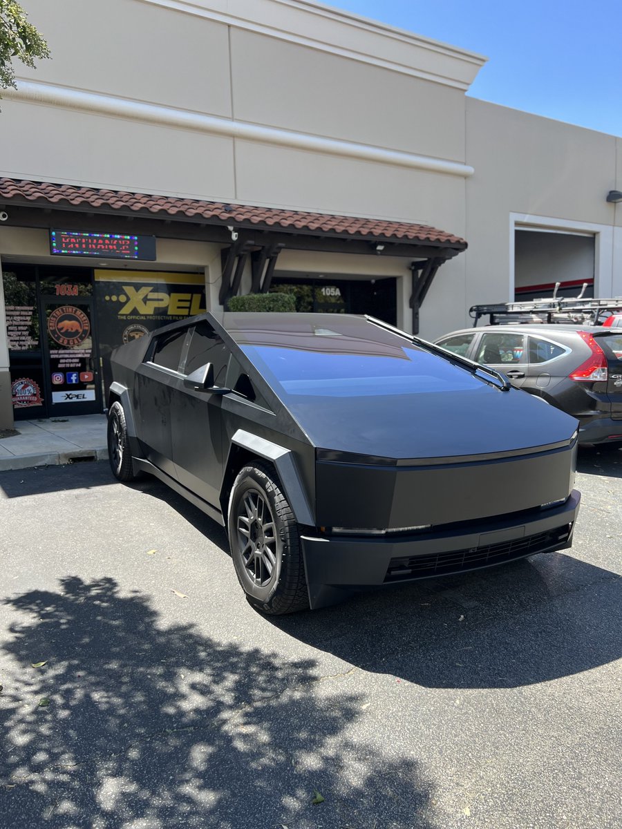 CRISTHETINTMAS1's tweet photo. ⚡️ Tesla Cybertruck Color Change PPF ⚡️
Wrapped in XPEL Stealth by My Tesla Calimesa, part of Cris the Tint Master 🔥
We specialize in Tesla paint protection, color change, and window tint.
#CrisTheTintMaster #MyTeslaCalimesa #XPEL #TeslaCybertruck #PPF #ColorChange #Tesla https://t.co/jr2PR1fUvd