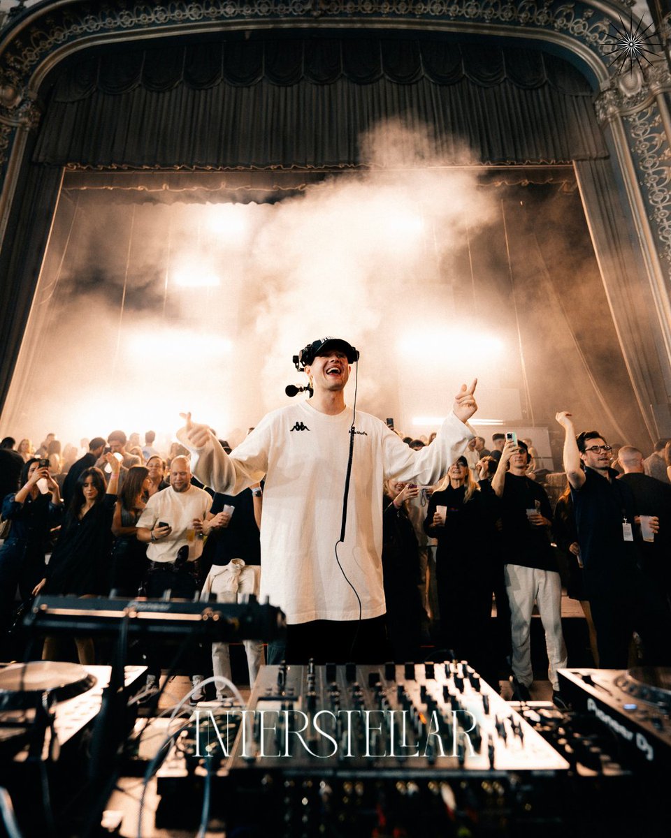 Interstellar tweet media