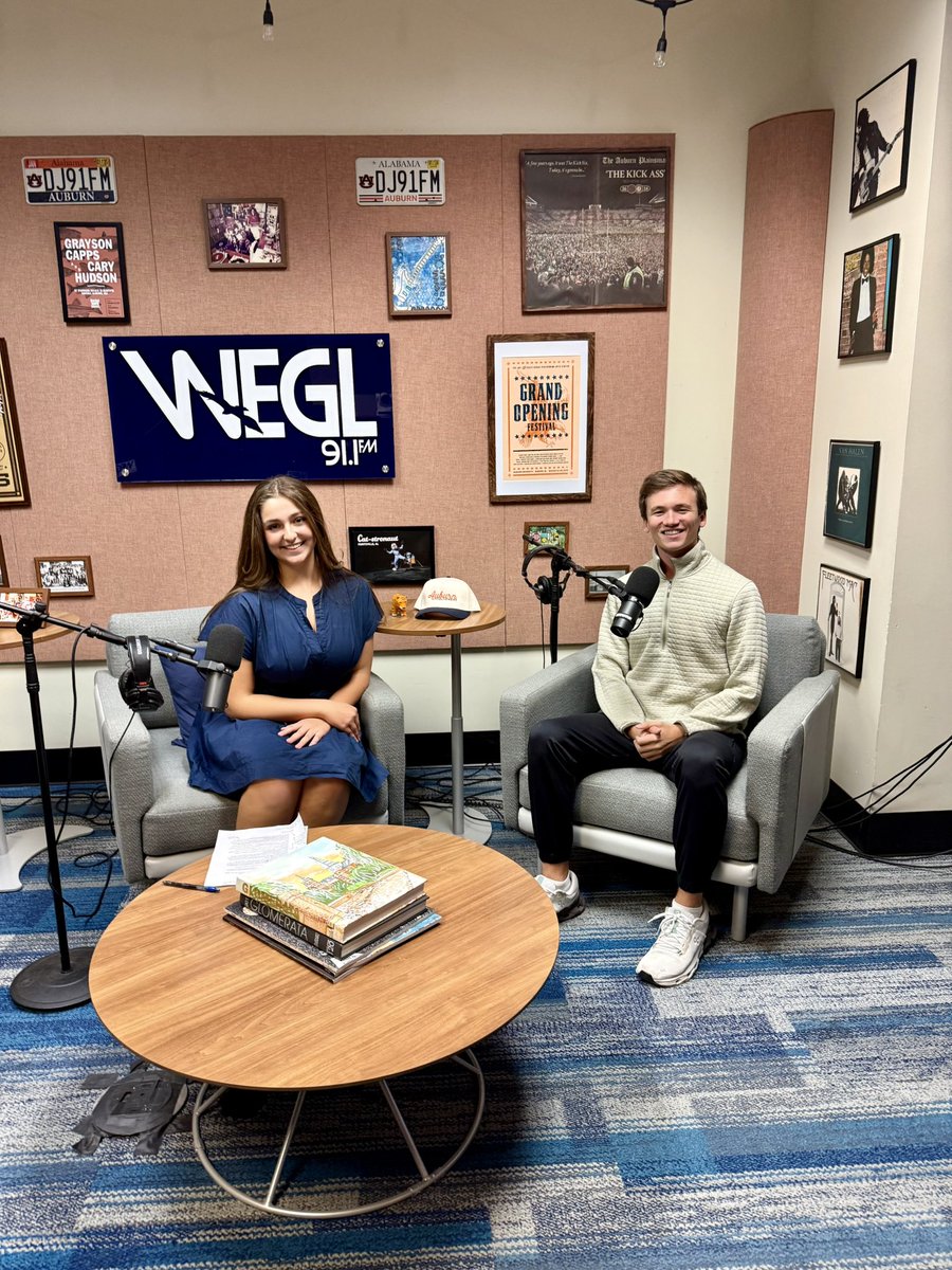 Brilyn Hollyhand tweet media