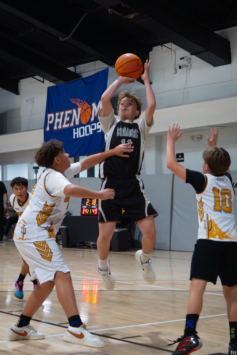 AZ Stangs tweet media