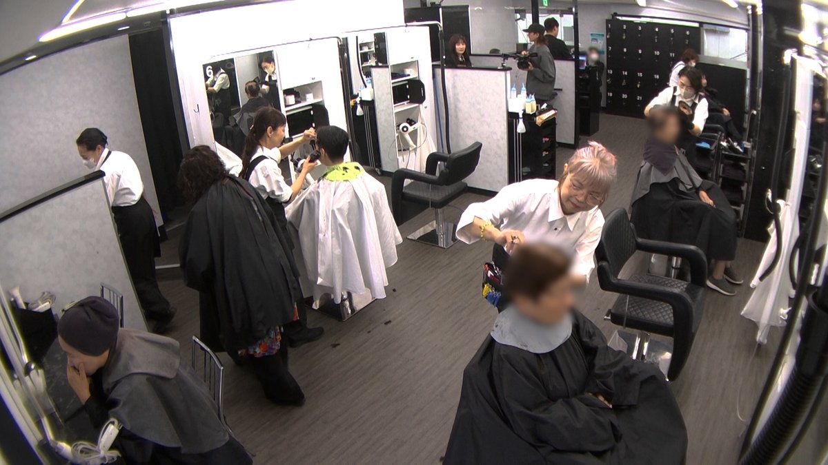 dounanokai's tweet image. 激安の裏側はどうなっているのか⁉️
今回は６９０円というカットのお店を調査😲
さらに激安なのに変わった髪型のオーダーも可能か検証👀 
#それって実際どうなの会 
#今夜７時から