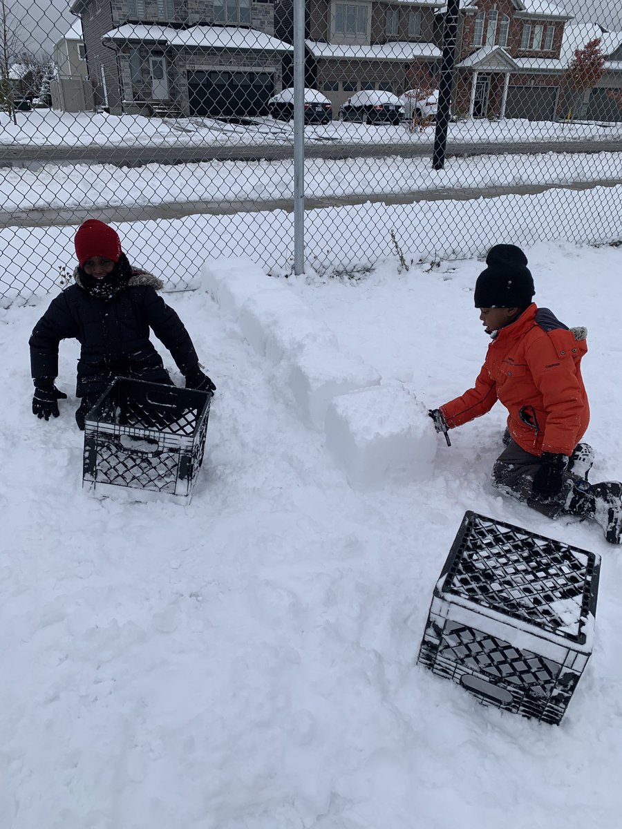 When we think about snow and play we can’t underestimate the incredible problem solving and critical thinking it inspires.  One day of snow and our Bears shared so many great strategies and of course laughs! Monday was marvellous. <a href="/HannahBeachEDU/">Hannah Beach</a>