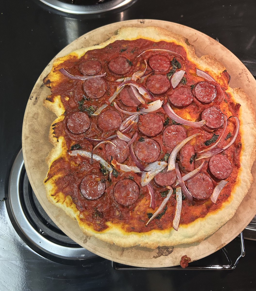 Elk sausage, red onion, and basil (?) on homemade dough and half homemade sauce

8.4/10 not my best, not my worst. #cryptosoupgroup