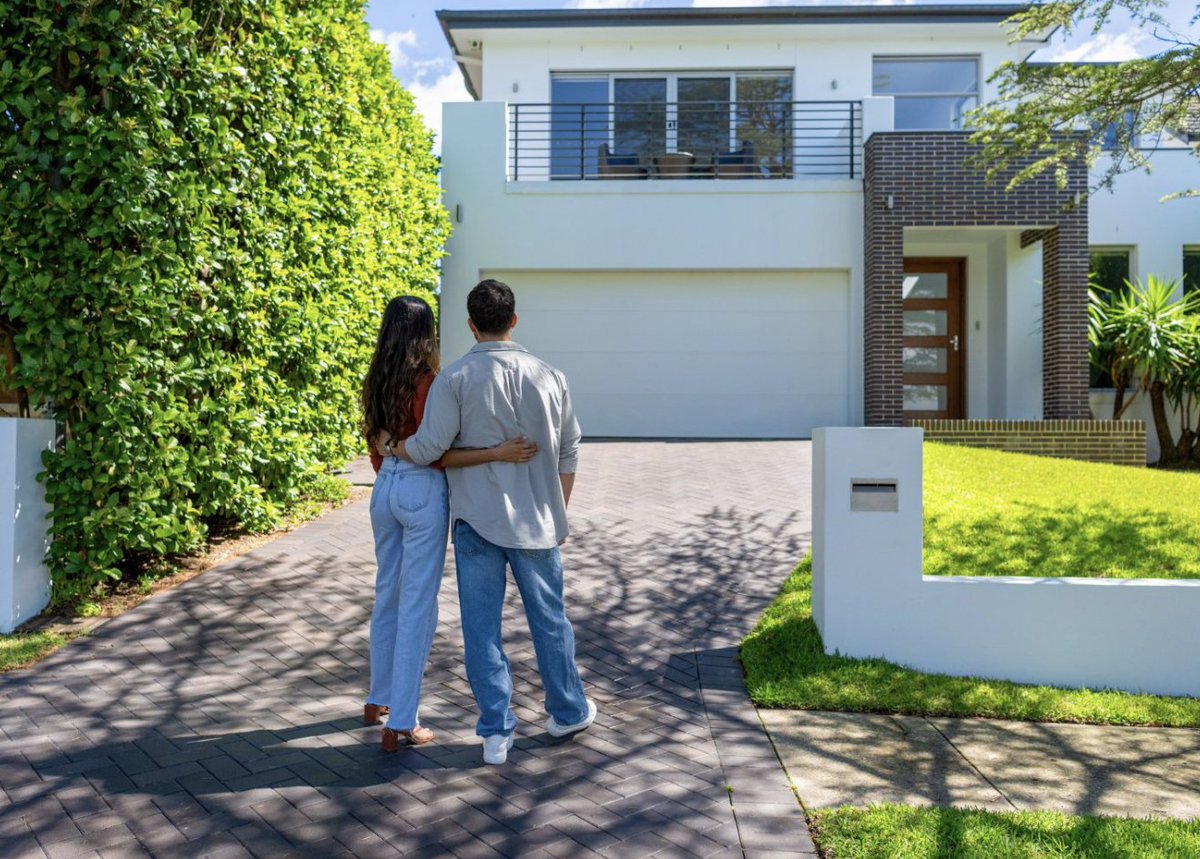 Did you get married or buy a home first?
rismedia.com/2025/11/10/rep…