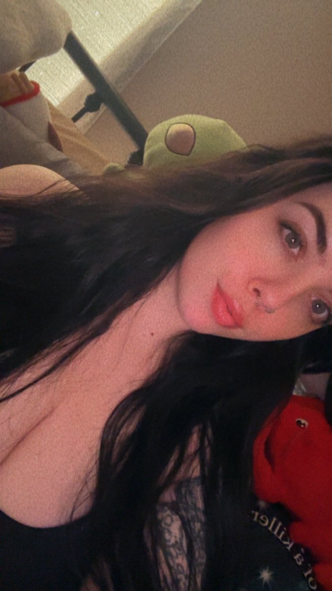 Destiny (@steezease97) on Twitter photo 