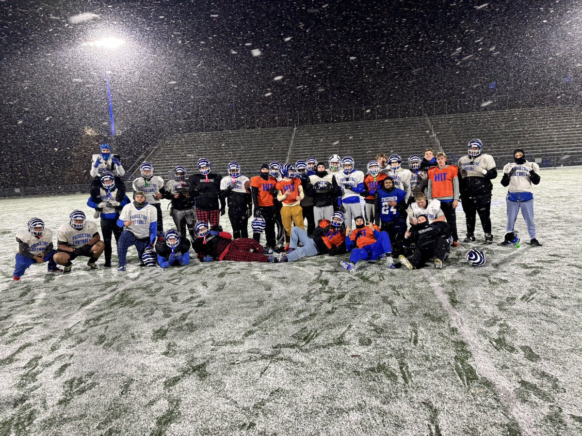 Dudes being dudes 
#NoBCD #PTownTough