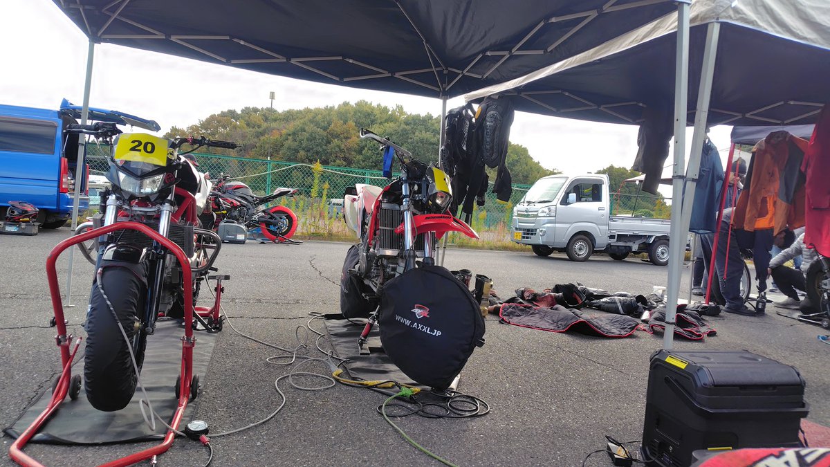 きみへー tweet media