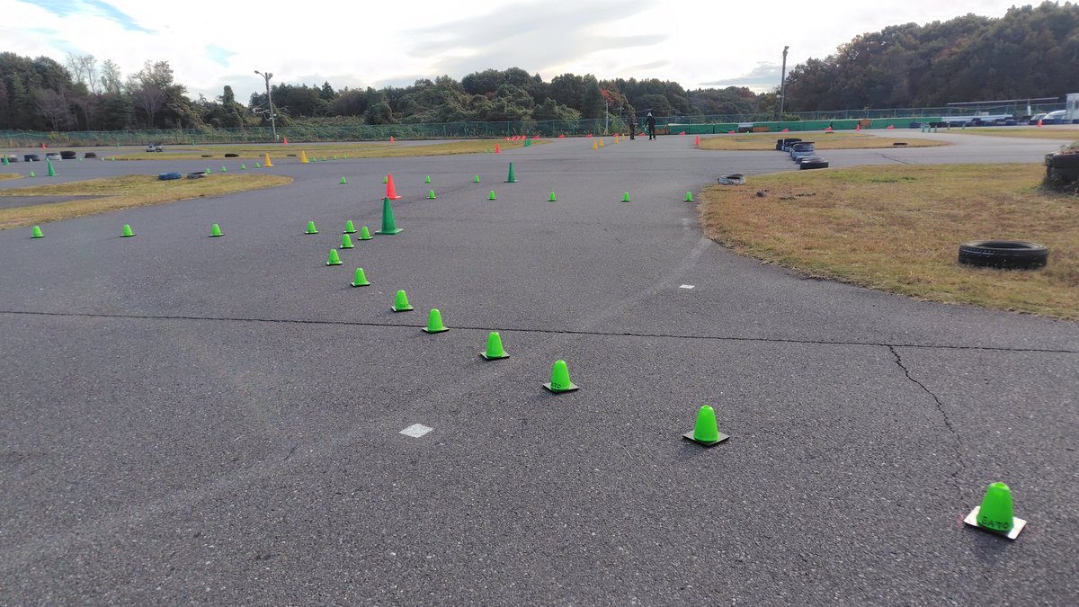 きみへー tweet media