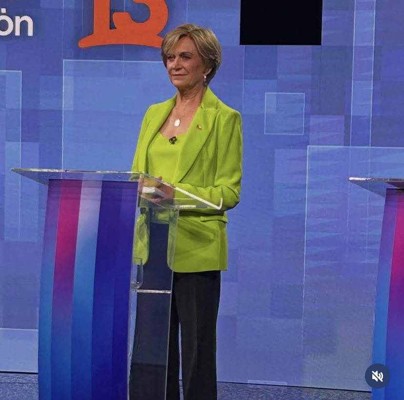 SolMonteroVi's tweet image. 7⃣🗳️|#EvelynPresidenta 
Qué guapa mi candidata 💅🤳