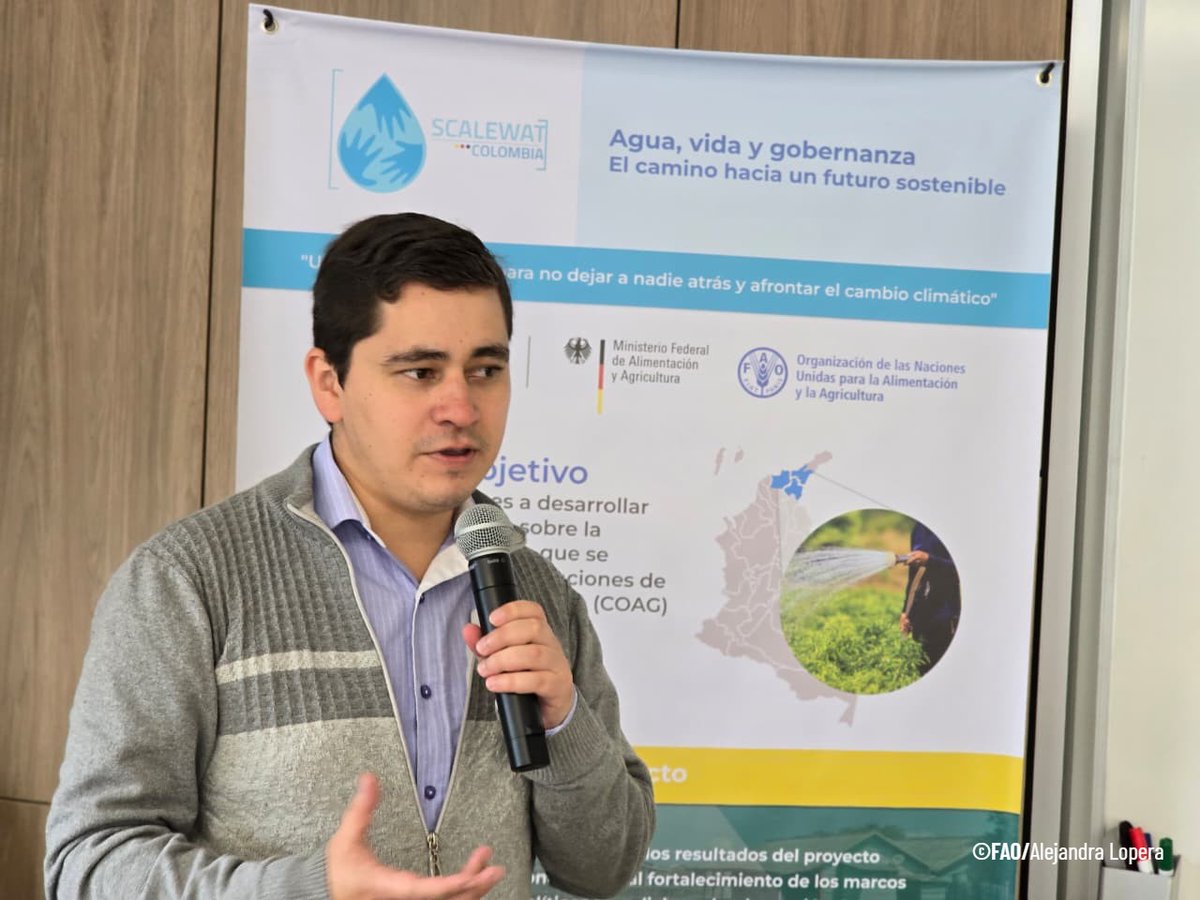 FAO_Colombia's tweet photo. 🎓💧Hoy desarrollamos Diálogo de #Scalewat: #AguaVidaYGobernanza con la Academia🤝 @Uniandes @CentroOds @MinAmbienteCo @FAO. Investigadores y estudiantes aportaron evidencia para afinar los Principios de la #GobernanzadelAgua: datos abiertos, equidad y gobernanza multinivel. https://t.co/vO9g3quZ9T