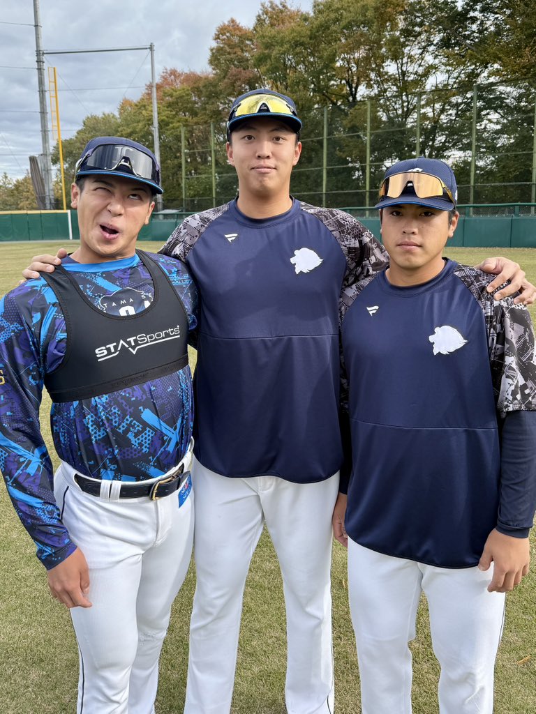 谷口朝陽 選手と #林冠臣 選手と #仲三河優太 選手のスリーショット