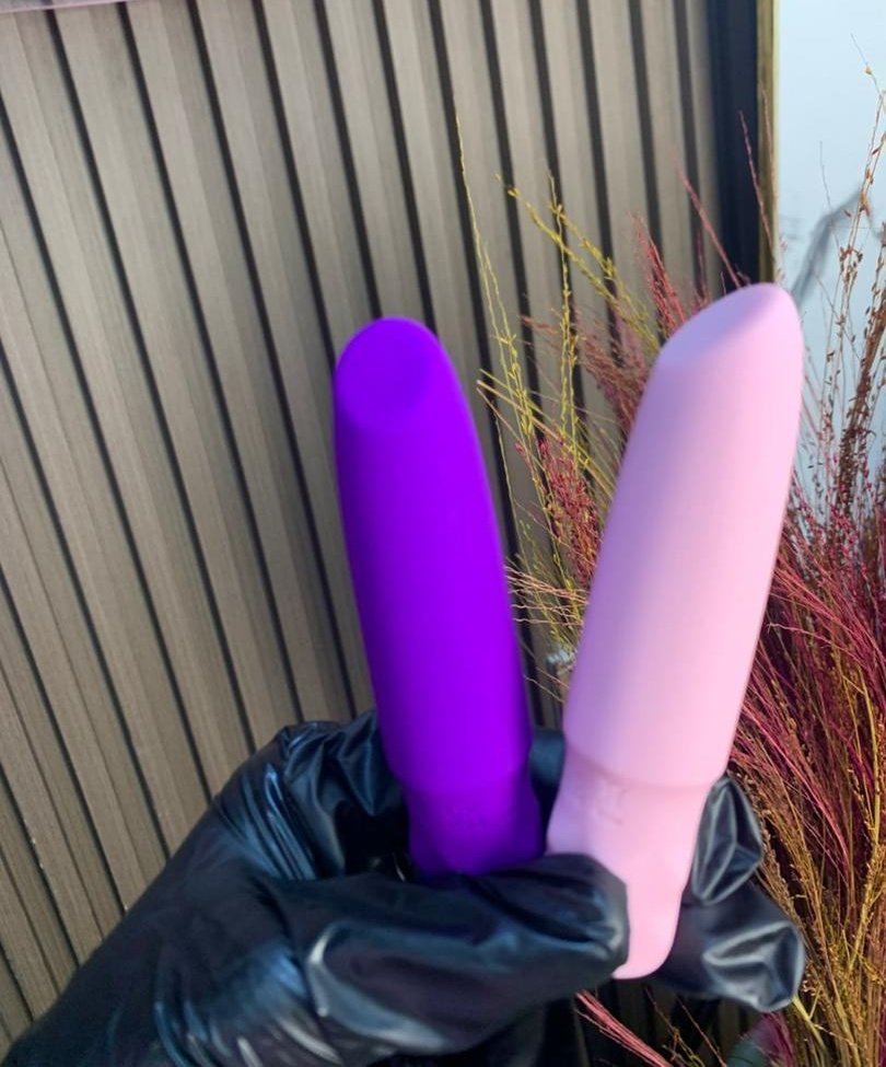 🦋SILICONE BULLET💕

🦋Price:20,000

🦋Color:as seen  ✅✅
NOT THE REGULAR ✅✅
