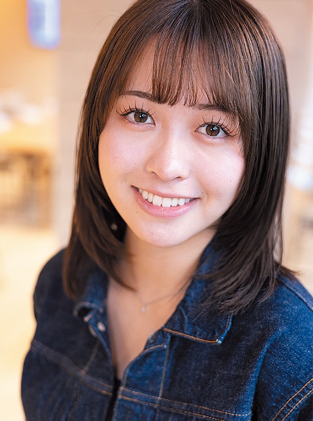bestcarmagazine's tweet photo. ボートレーサー界の橋本環奈!! ……と叫びたいほどの雰囲気がある西田和加選手の愛車は、2代目セリカ GT RALLY。いいですね～。愛車にした理由がこれまた深い。こちらの記事からどうぞ！>>>
https://t.co/BCX8r3NrLM　#西田和加 #ボートレーサー #ボートレーサー次世代アイドル #トヨタセリカ #橋本環奈 #ベストカー