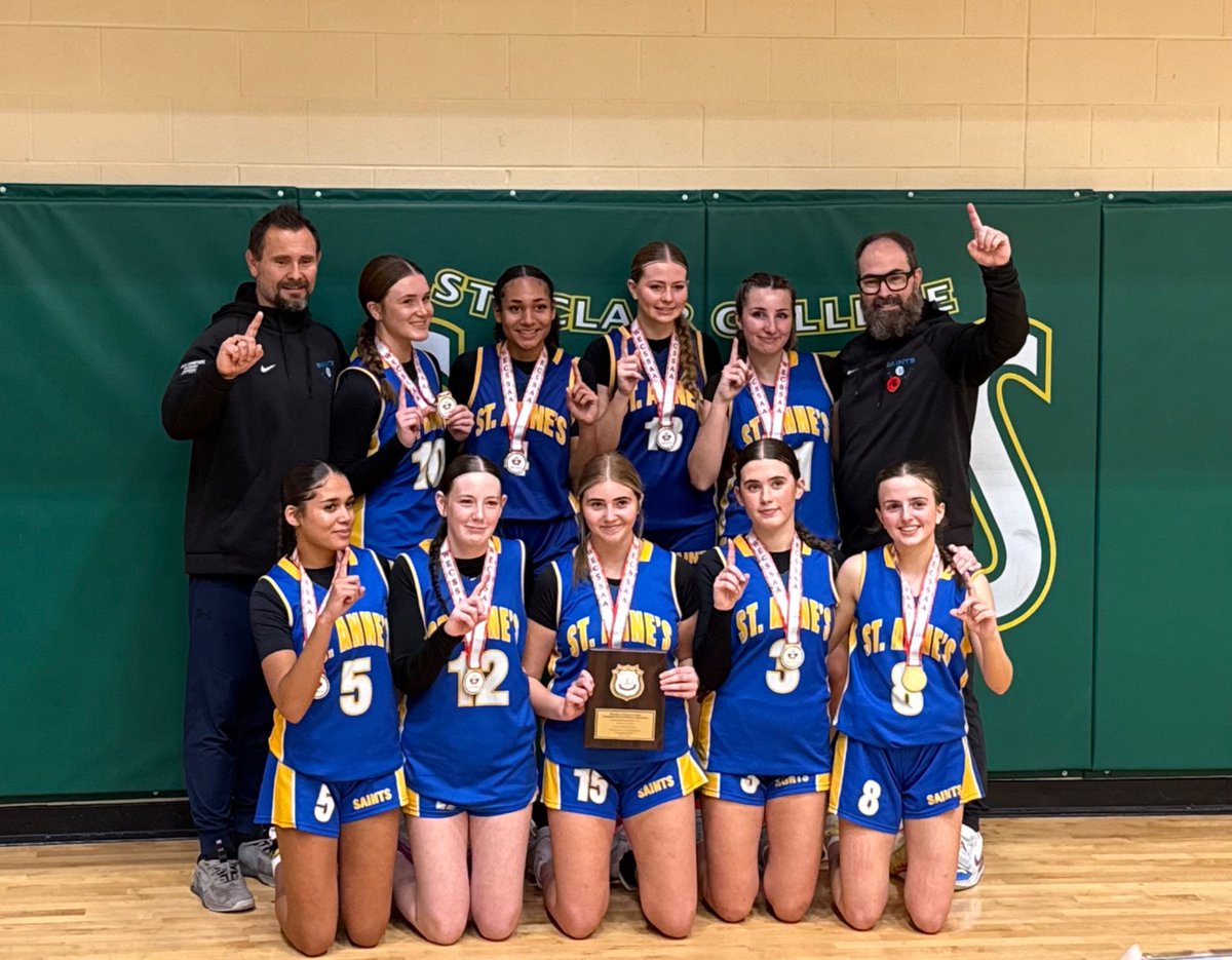 Lea_Ward14's tweet image. 2025 @WECSSAA  AAA CHAMPIONS🏆 Looking Forward To SWOSSAA FINALS  vs ST. PATS 👏🏽👏🏽

@SteAnneCHS 🏀