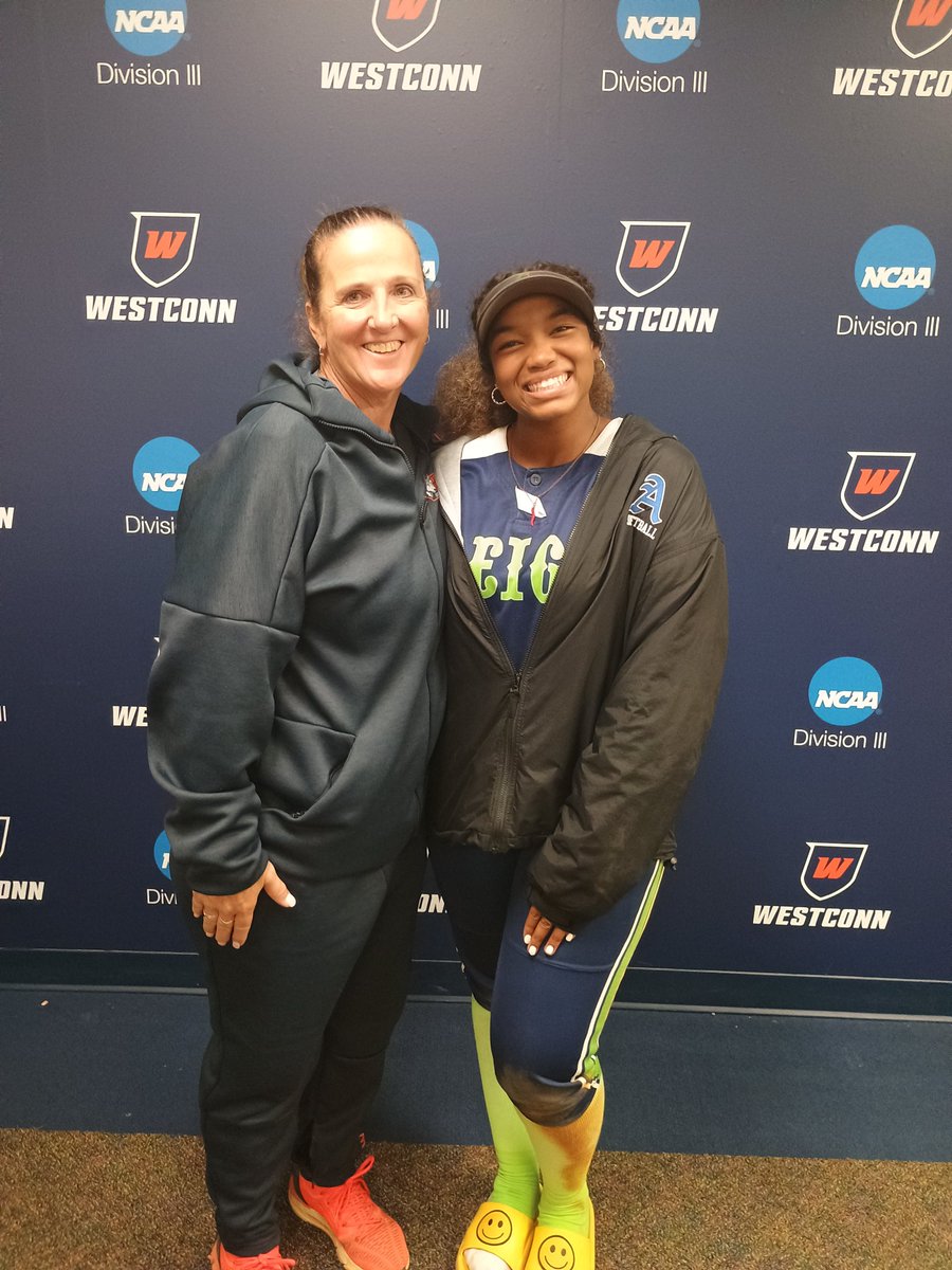 I had an amazing time at the <a href="/WestConnSB/">Western Connecticut State University Softball</a> Softball Prospect Camp yesterday! Thank you to Coach Stone, staff and players for choosing me to help lead some defensive drills. I had so much fun! I can't wait to go back!!

<a href="/CRReign09/">Capital Region Reign '09</a> <a href="/AHSFalconsNest/">Albany Falcons</a>