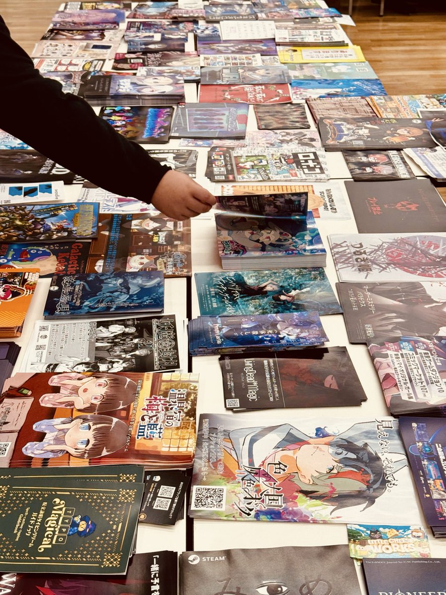 KOKOSOKOチームは #東京ゲームダンジョン10 に参戦していました！🎮✨⚔️

たくさんのゲームをプレイし、多くの素晴らしい開発者様とお話をしました！
今後も様々なインディーゲームイベントに参加予定です。見かけたらぜひお声がけくださいね！😊