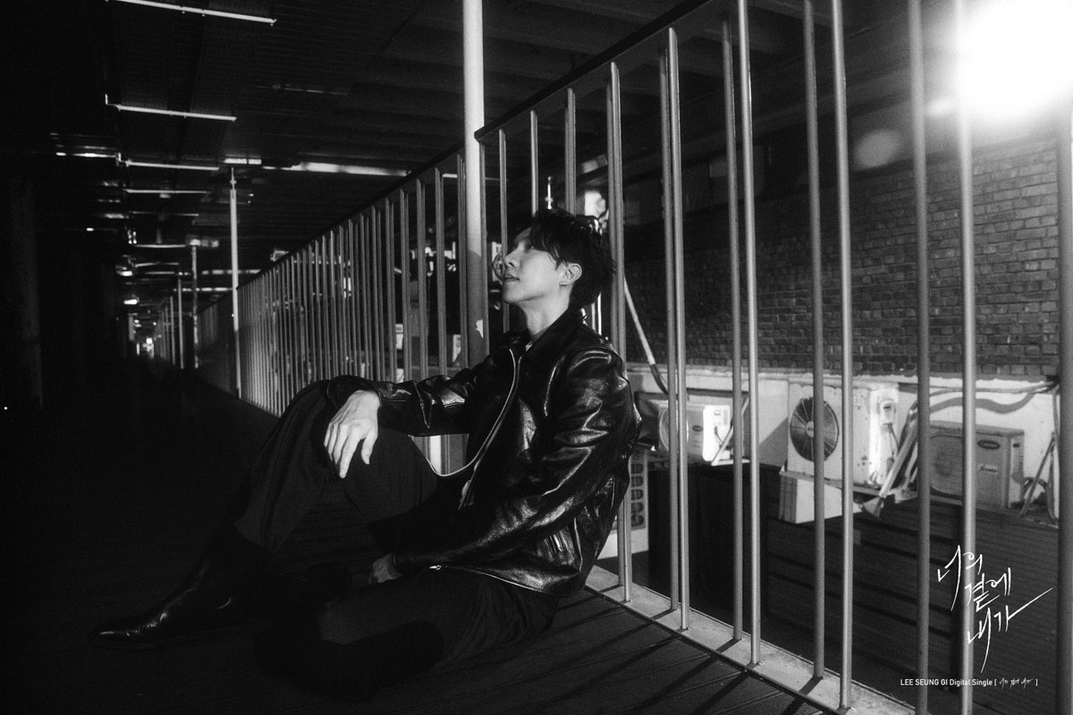 이승기 (LEE SEUNG GI) DS '너의 곁에 내가' 
 
Photo Teaser 2 
 
2025. 11. 18. 6PM (KST) 
 
#이승기 #LEESEUNGGI
#너의곁에내가 #ByYourSide 
#BPM #BigPlanetMade