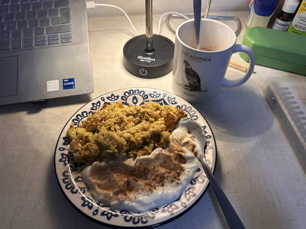 gingerailet's tweet photo. “diet” my ass dude, just eat well and ACTUALLY eat healthy too. make sure you’re getting all those nutrients in, drink about 1.5 to 2L of water a day and exercise regularly even if its just a 45 min walk/run +dont forget to eat delicious food. this is the real healthy lifestyle. https://t.co/q2hdFOl9L5