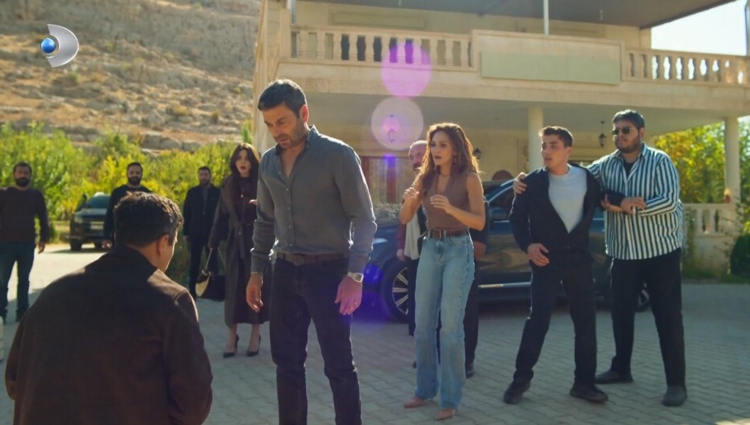 *Var git ölüm bir zamanda yine gel...*
#şahnar
#UzakŞehir