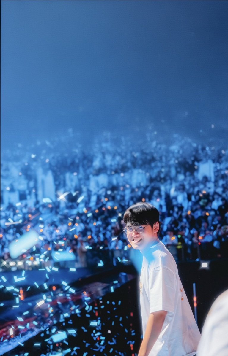 guminglee's tweet image. 구마 사진 배사용으로 만들어 봤습니다 ~
맘껏 쓰십시오 ~☆ #Gumayusi