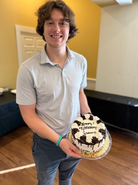 gwdchamber's tweet image. 🎉🎂 It’s a CHAMBER BIRTHDAY! 🎂🎉

Help us wish a BIG happy birthday to our awesome teammate, Graeme! 🥳

#HappyBirthday #ChamberCrew #TeamFun