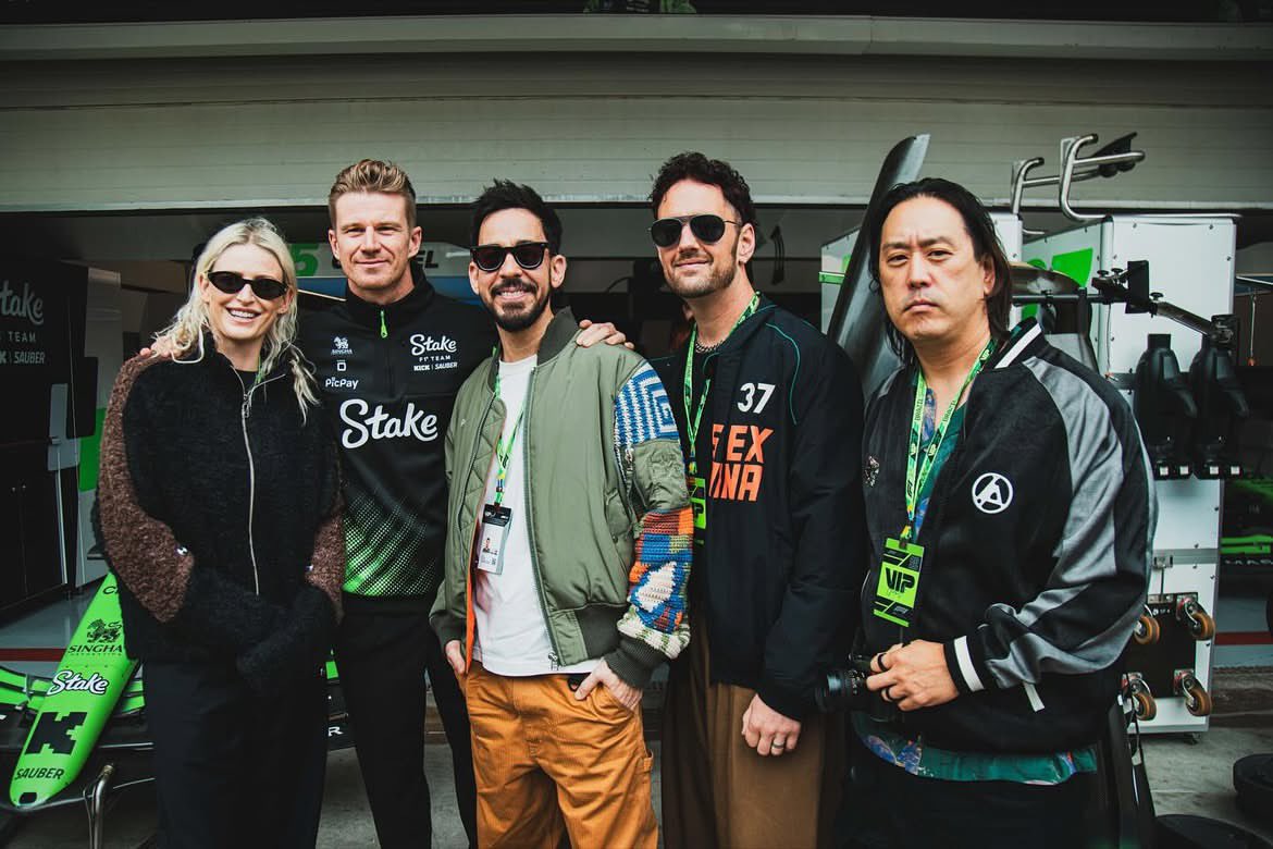 seeing Linkin Park and Nico Hülkenberg on the same picture was NOT on my bingo card