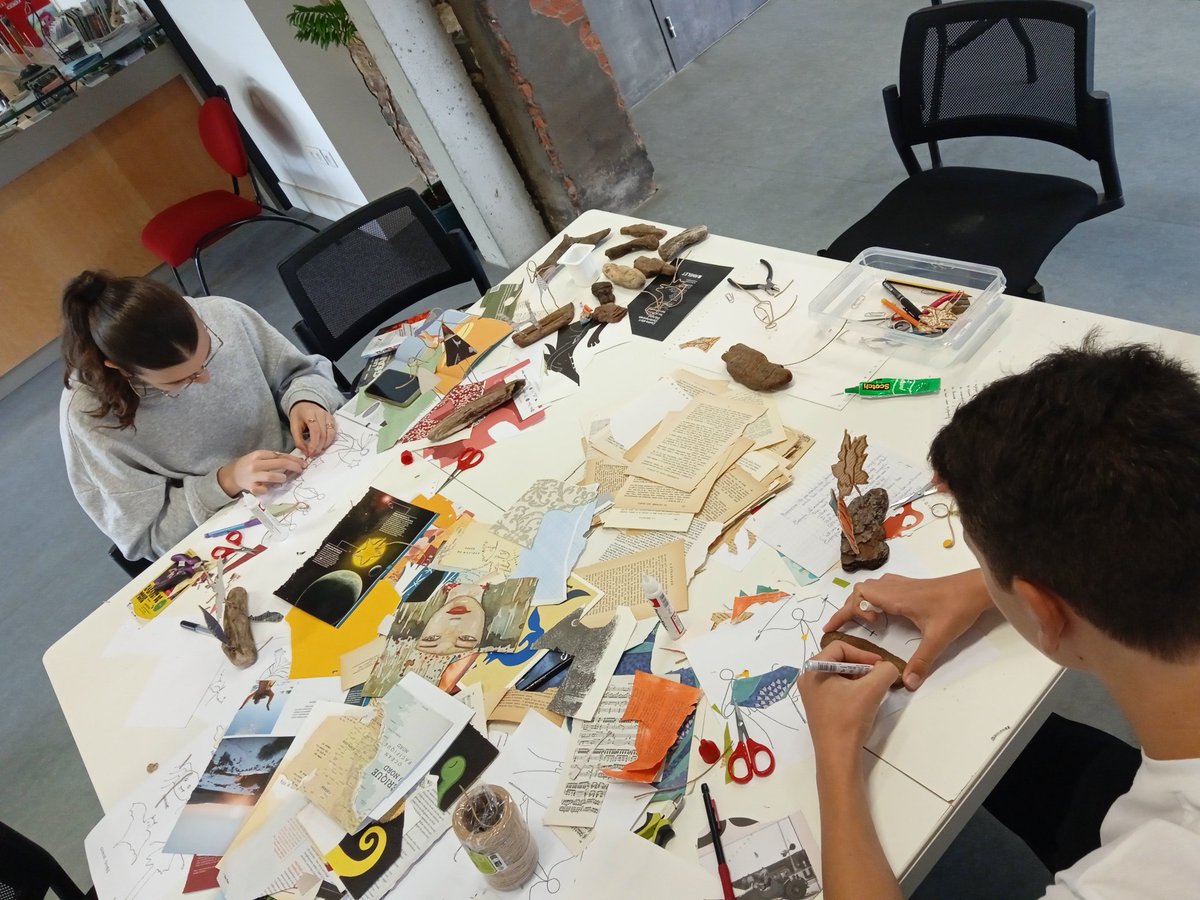 IJMontech's tweet photo. Retour sur les après midi ludiques avec Info Jeunes pendant les vacances.
Atelier créatif, jeux sportifs, jeux de société ou encore atelier écriture avec le journal ados.
Des moments ludiques pour les jeunes dès 11 ans https://t.co/52C6AE0bUO