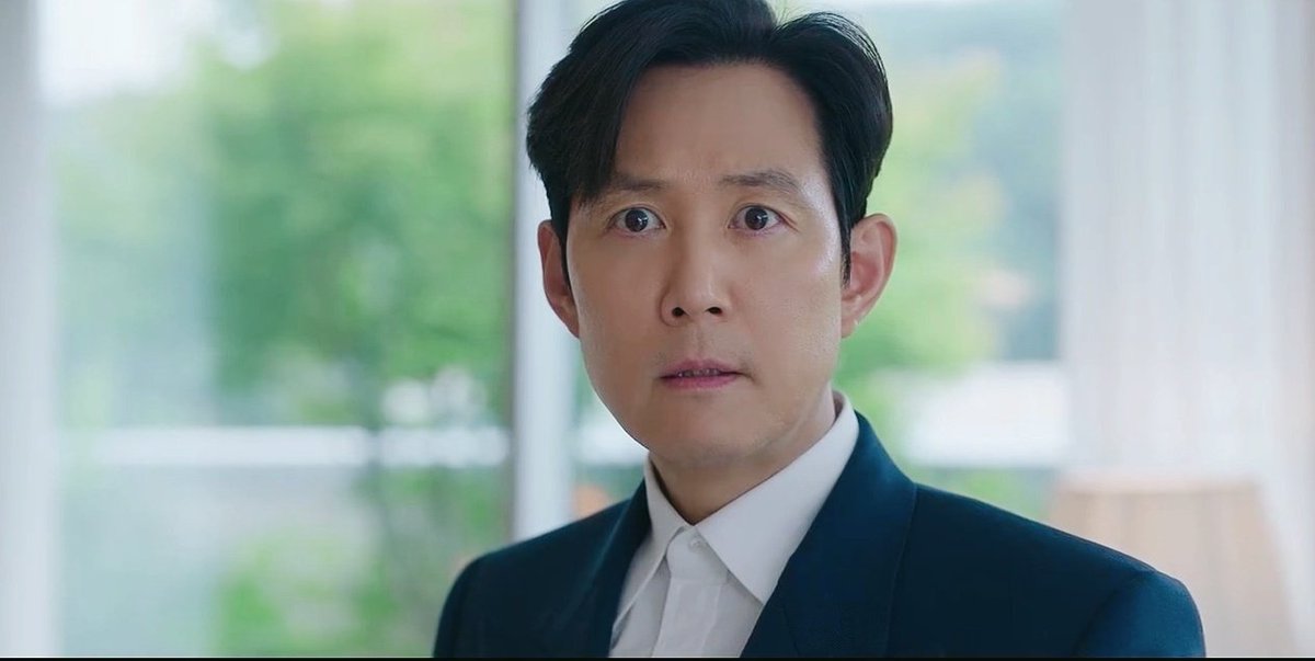 su relación de enemies tiene la medida justa de rivalidad y diversión, ahora que empiezan a entender mejor la persona que son detrás de sus etiquetas de actor/periodista, la cita a ciegas pondrá más emoción, me gustan 👌🏻

#NiceToNotMeetYou
#NiceToNotMeetYouEp3