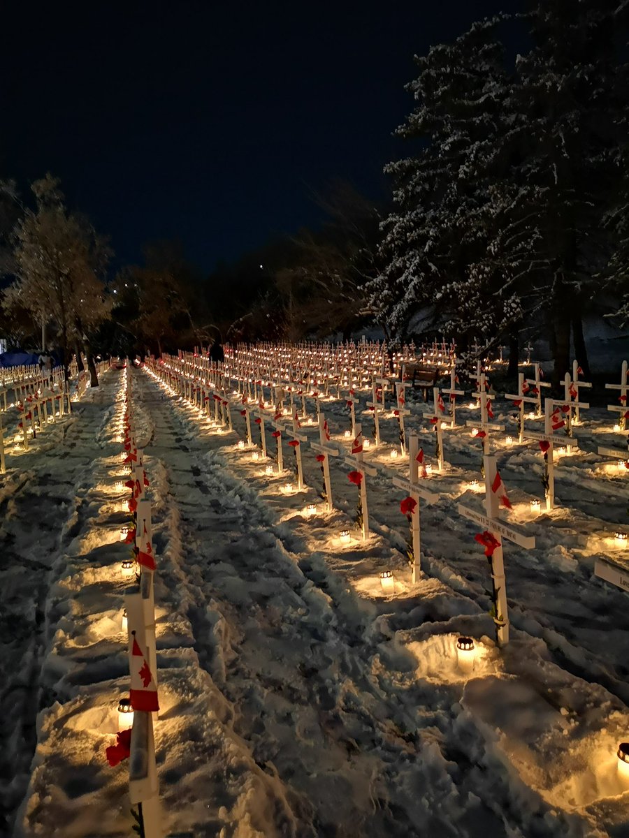 ProtechDiamond's tweet photo. They shall grow not old, as we that are left grow old:

Age shall not weary them, nor the years condemn.

At the going down of the sun and in the morning

We will remember them.

Laurence Binyon – “For the Fallen” (1914) https://t.co/s5gsqJ5OwO