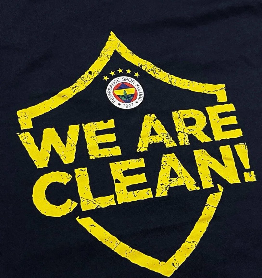 yasinmescioglu's tweet photo. Sonra dedim ki,;

"İyi ki Fenerbahçe'liyim."

#Fenerbahce 💛💙
#bahis https://t.co/9RyE7B0DIn