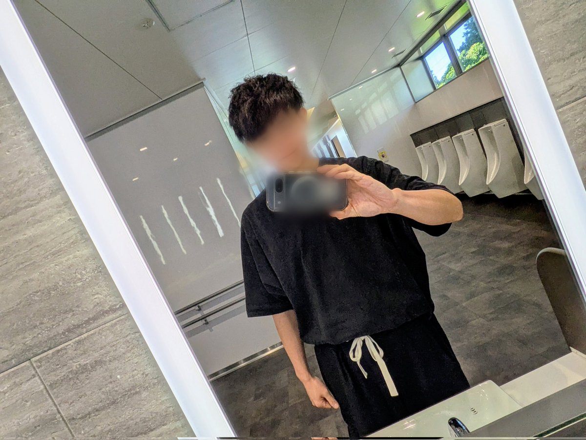 おはようございます☀
昨日、無事鹿児島に到着しました！
早速、霧島神社で参拝〜⛩

スケジュールは少々お待ち下さい🙇‍♂ただ、先月末からだいぶ頑張ったので…今月は鹿児島生活に慣れることに重きを置こうと考えています🥹
＃ゲイマッサージ鹿児島
＃ゲイマッサージ宮崎
#うたたね九州
#ゲイ