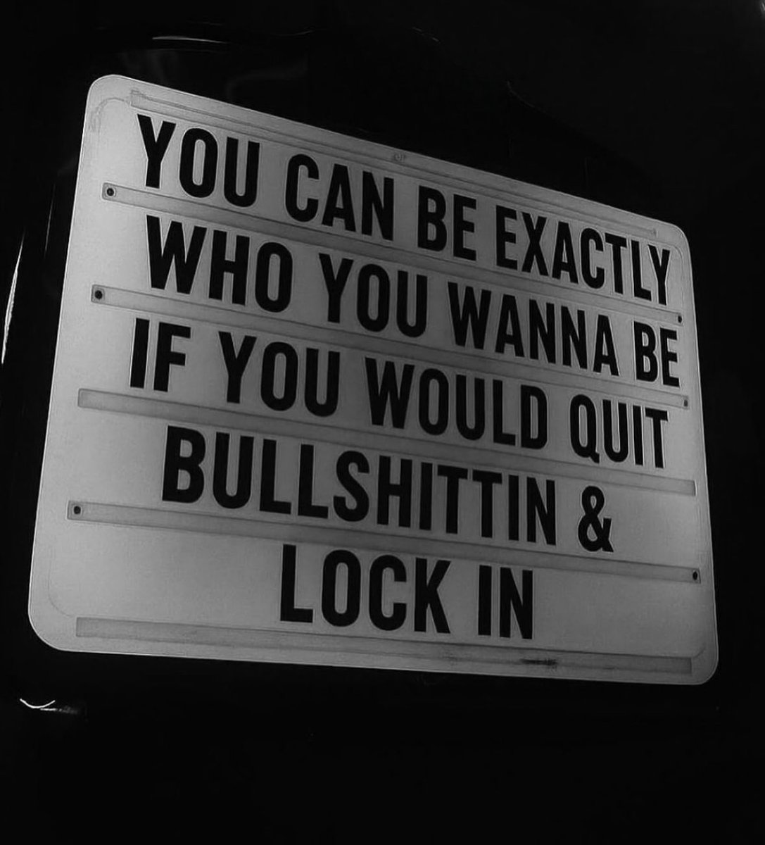 ChaosQueenLizzy👾Twitch Streamer (@_chaosqueen1) on Twitter photo 