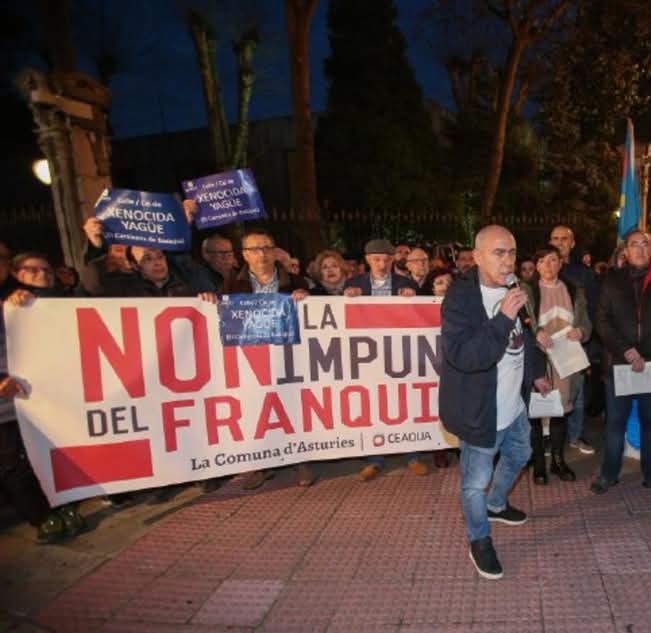 Hoy comparto el dolor con mis compañeras y compañeros de La Comuna d'Asturies por el fallecimiento de <a href="/tinobrugos/">Tino Brugos</a>.
Una gran persona siempre comprometida, habrá tiempo de recordarlo como se merece.
Que la tierra te sea leve.
<a href="/FVientosur/">Viento Sur @fvientosur.bsky.social</a> 
<a href="/SUATEA/">SUATEA-Intersindical Asturiana</a> 
<a href="/LQSomos/">Loquesomos</a>