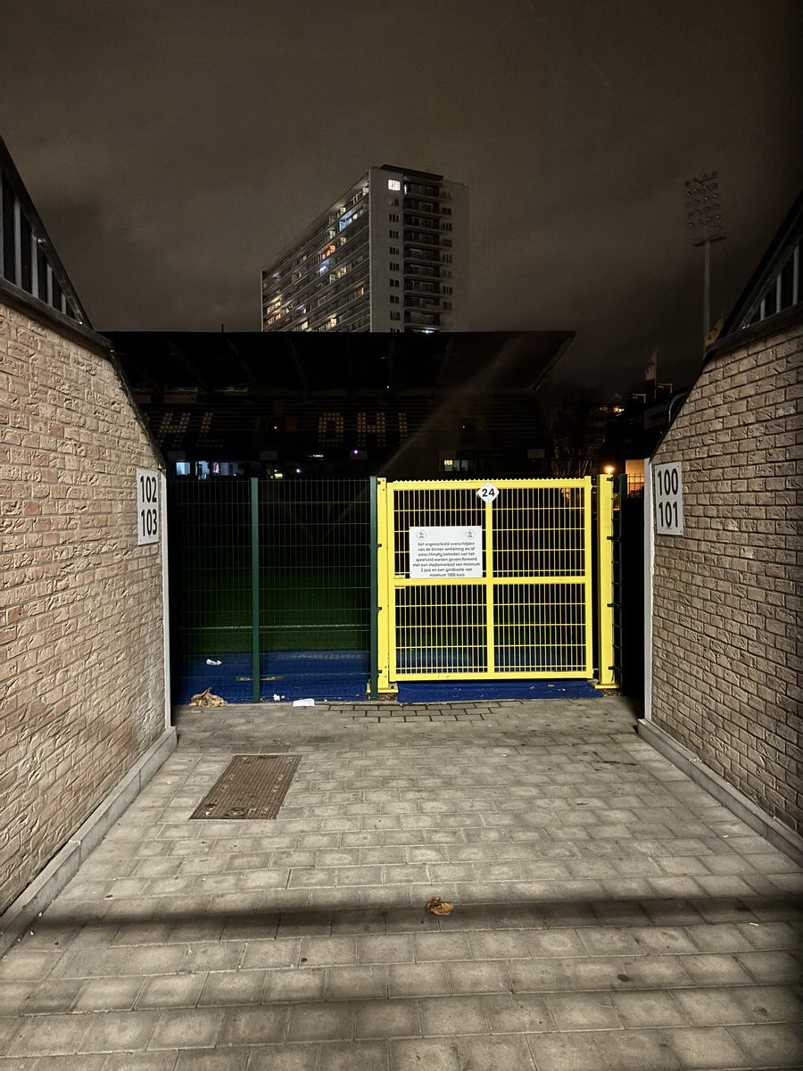 Ohl away op een maandag
Wij zijn Beerschot 💜🤍